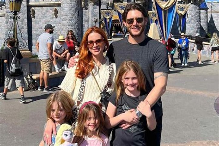 Danneel Ackles, Jensen Ackles Wife – Bio, Age, Height, Twins, Family