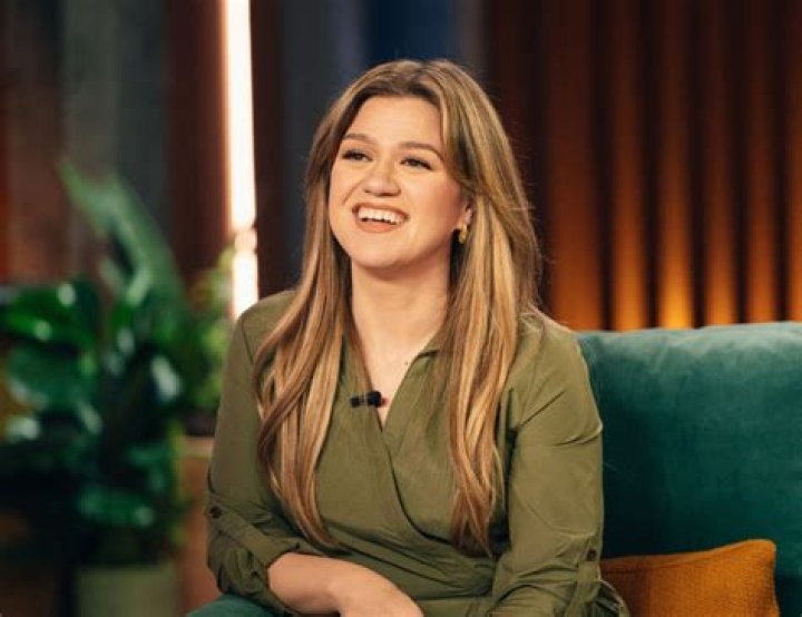 Unveiling Kelly Clarkson's Measurements: Discoveries And Insights